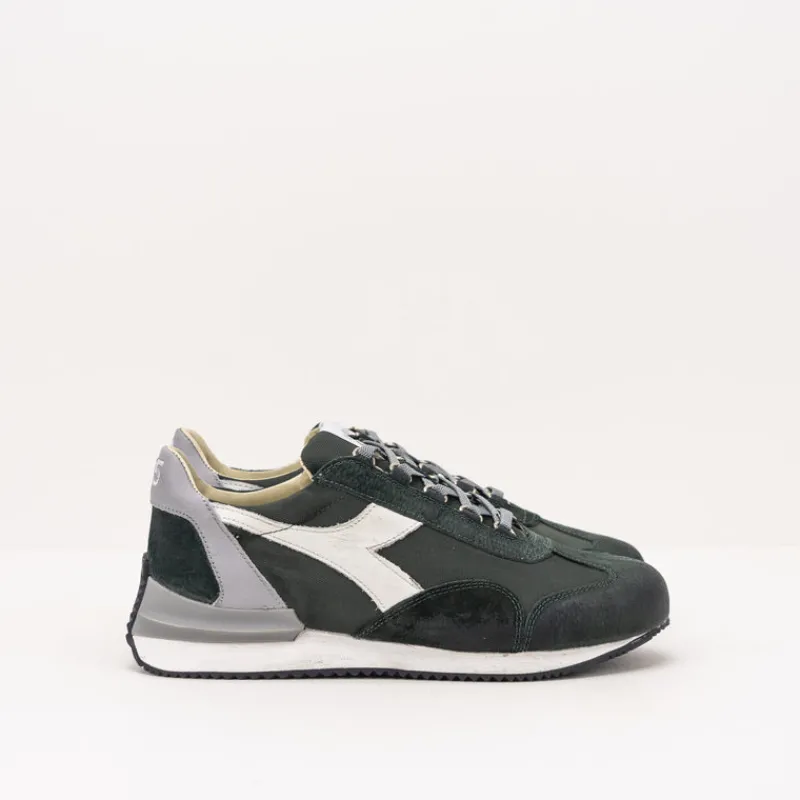Hombre DIADORA - HERITAGE Zapatillas Deportivas-ZAPATILLA - DIADORA HERITAGE - EQUIPE MAD NUBUCK SW GREEN RIFLE 201 179020 01 70229